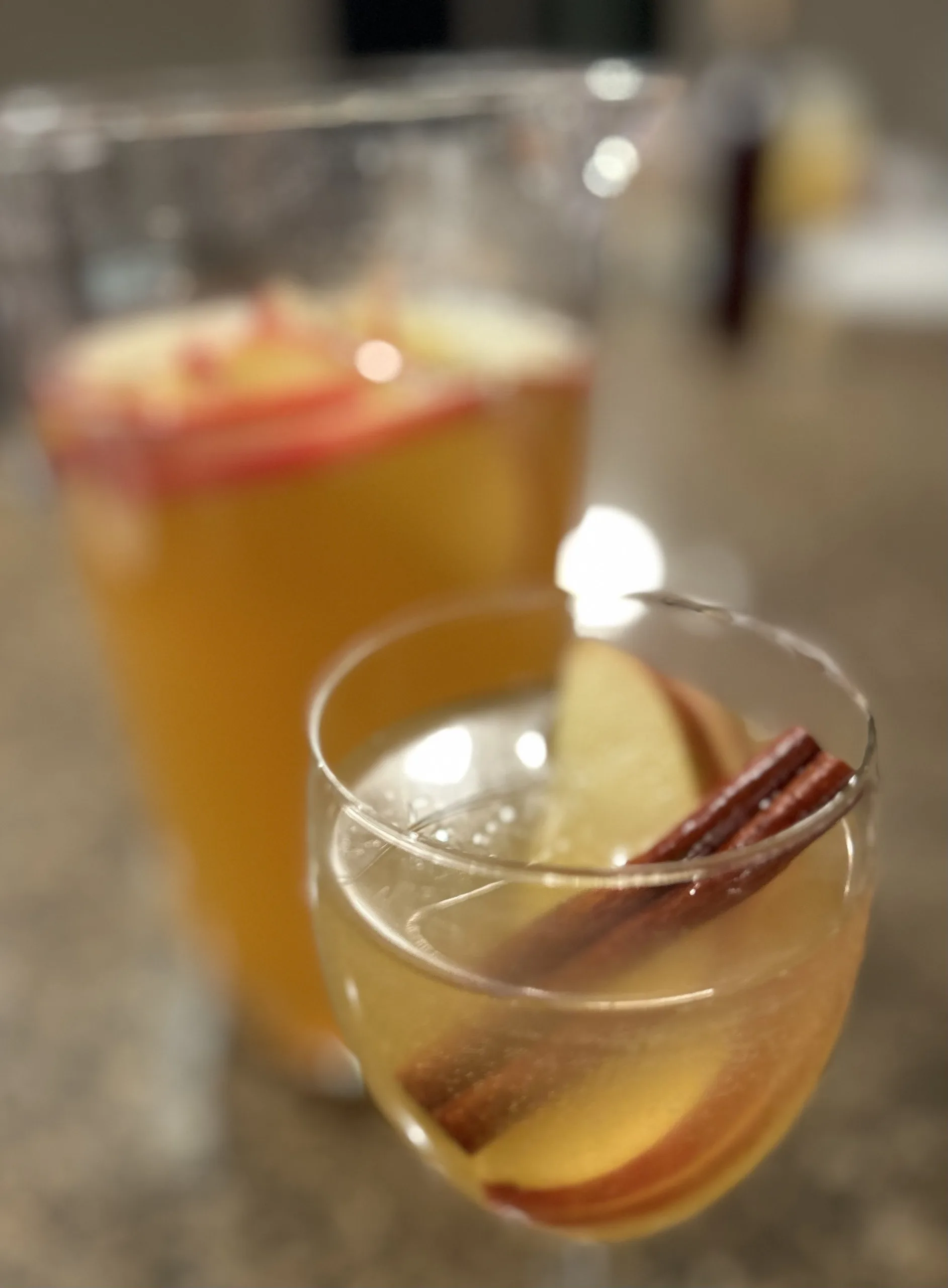 Delicious Apple Pie Sangria Recipe Apple Pie Sangria 1