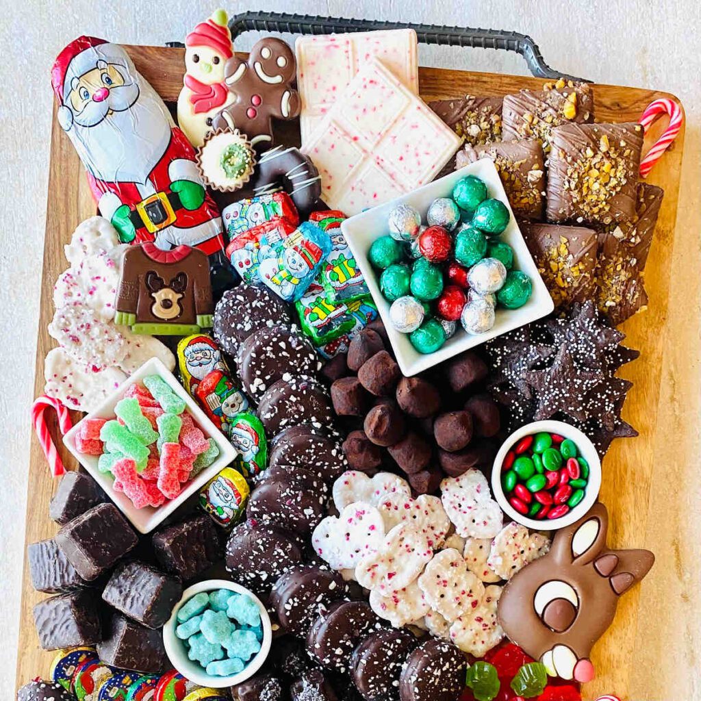 31 of the Best Charcuterie Board Ideas Christmas Charcuterie Board
