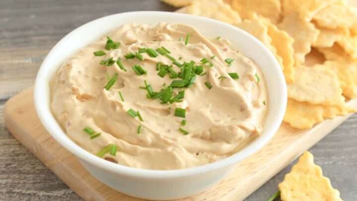 12 Easy 3 Ingredients or Less Dips for Parties