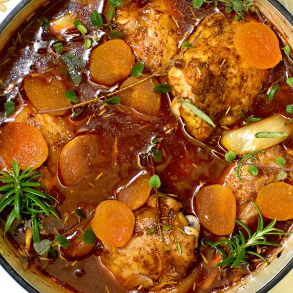 Braised Chicken with Apricot