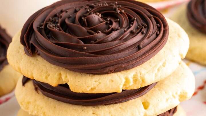 17 Incredible Copycat Crumbl Cookie Recipes