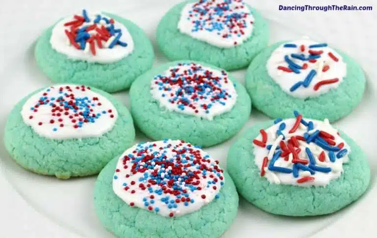 15 Creative Patriotic Cookies You'll Love