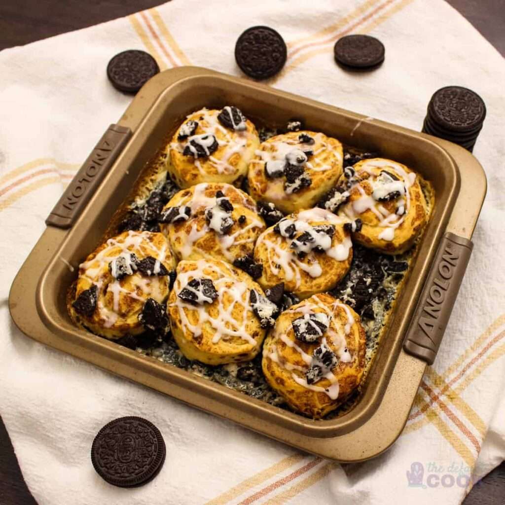 Oreo Cinnamon Rolls
