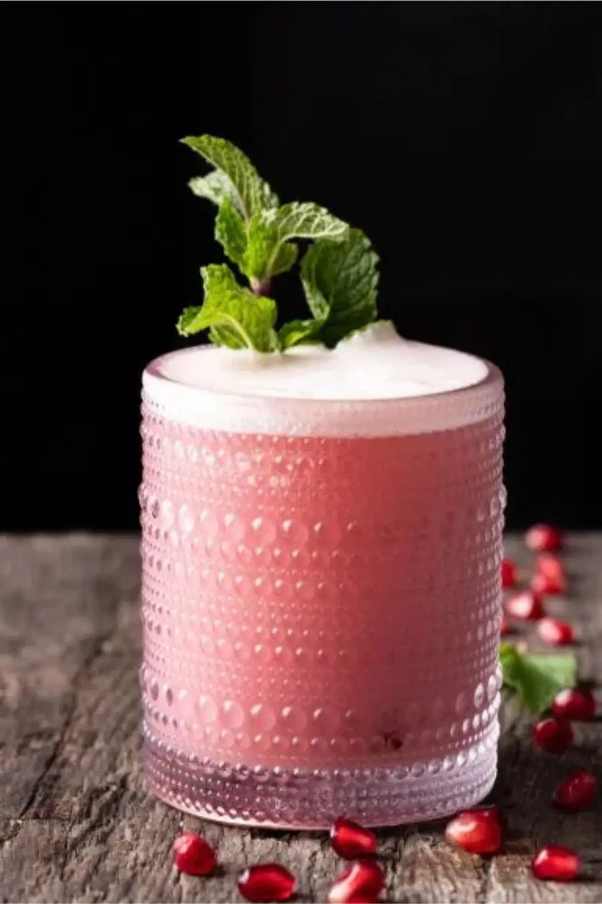 Pomegranate Gin Fizz 37 Great Gin Cocktails To Try