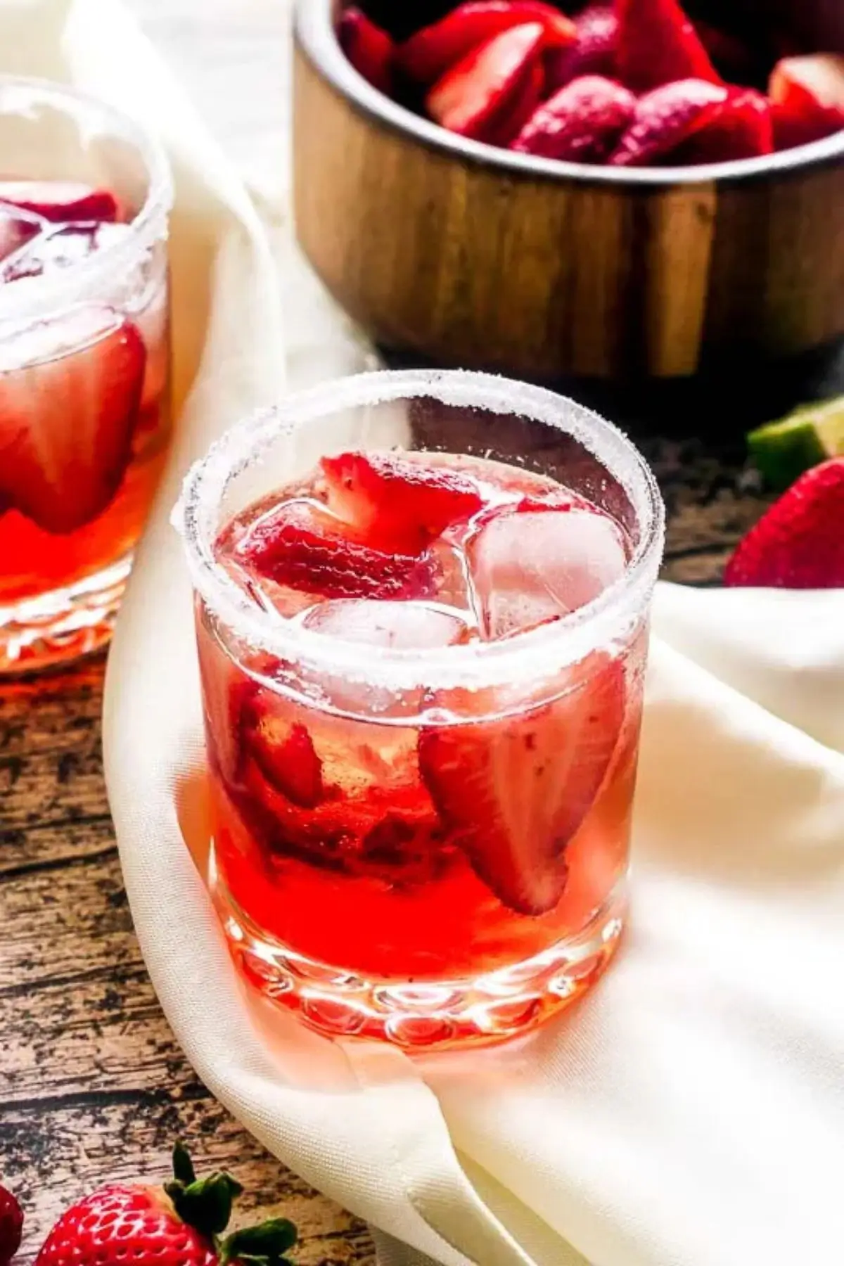 Strawberry Gin Smash 37 Great Gin Cocktails To Try