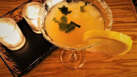 11 Refreshing Limoncello Cocktail Recipes