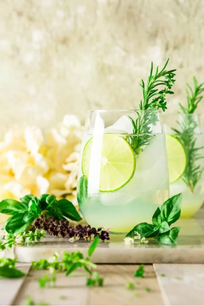 37 Great Gin Cocktails To Try