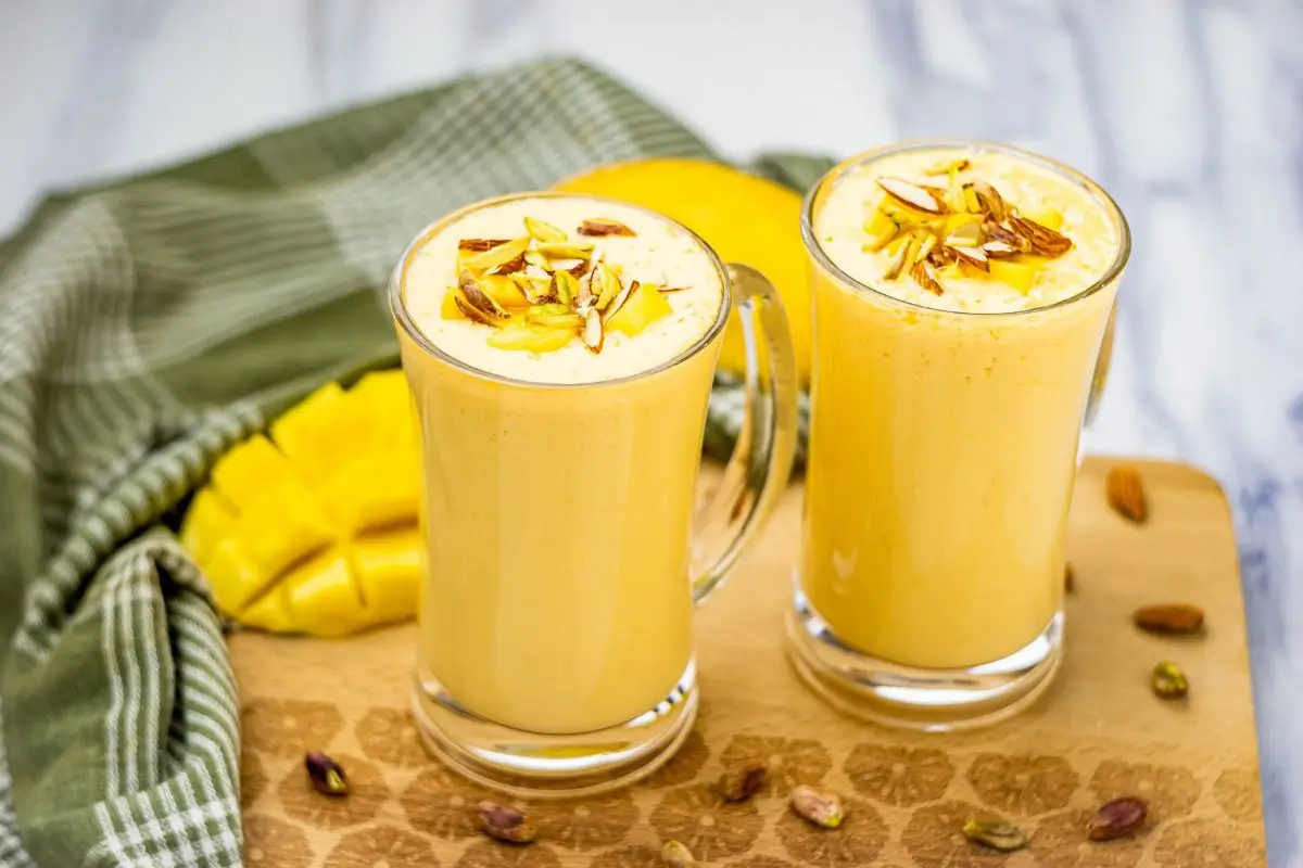 perfect mango lassi drink image