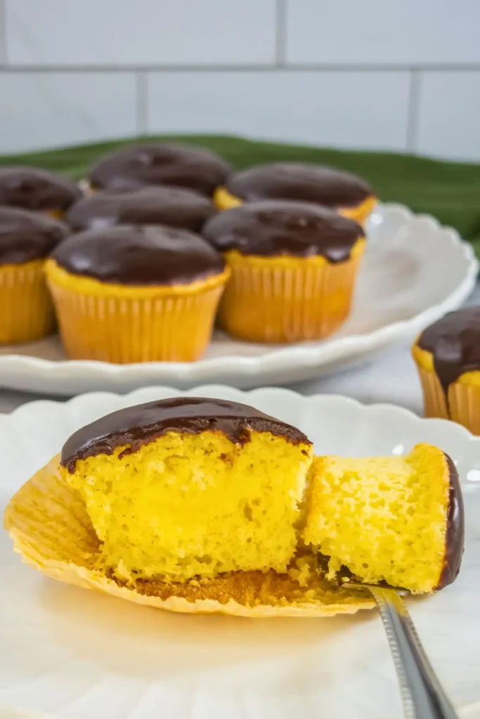 poston cream pie cupcakes