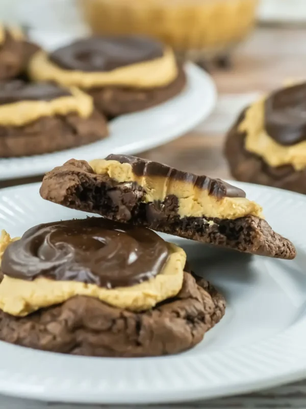 kuckeye crumbl cookie coopycat