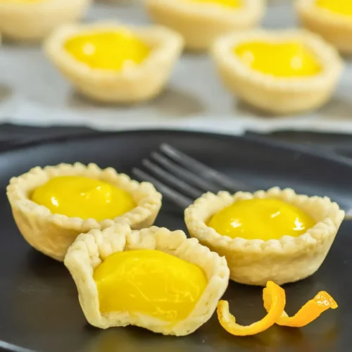 Easy Lemon Tartlets with Lemon Curd easy lemon tartlets