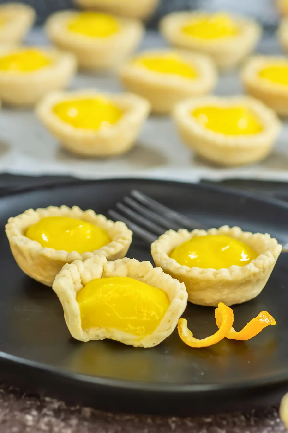 Easy Lemon Tartlets with Lemon Curd amazing lemon curd dessert idea with lemon tarts
