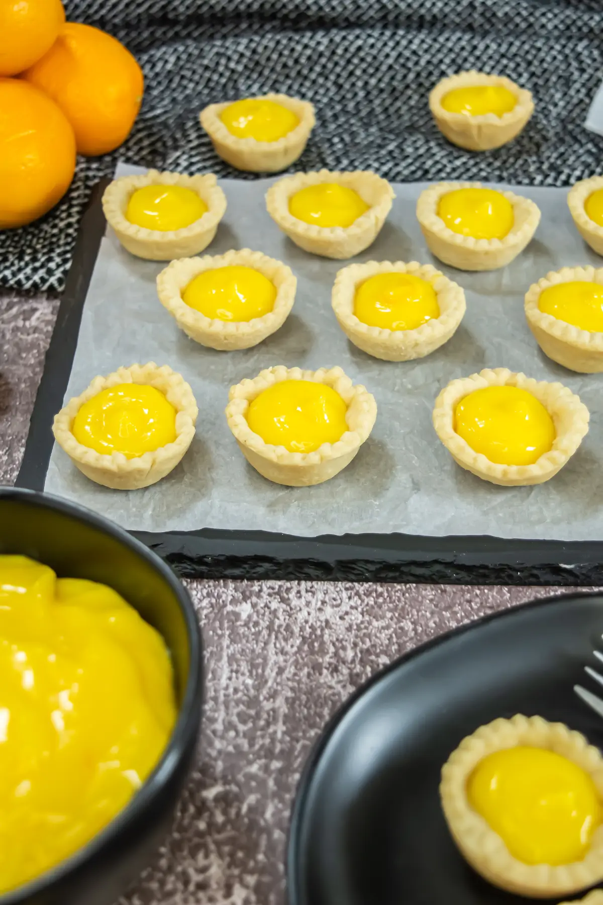Easy Lemon Tartlets with Lemon Curd easy lemon tartlets with amazing pie crust